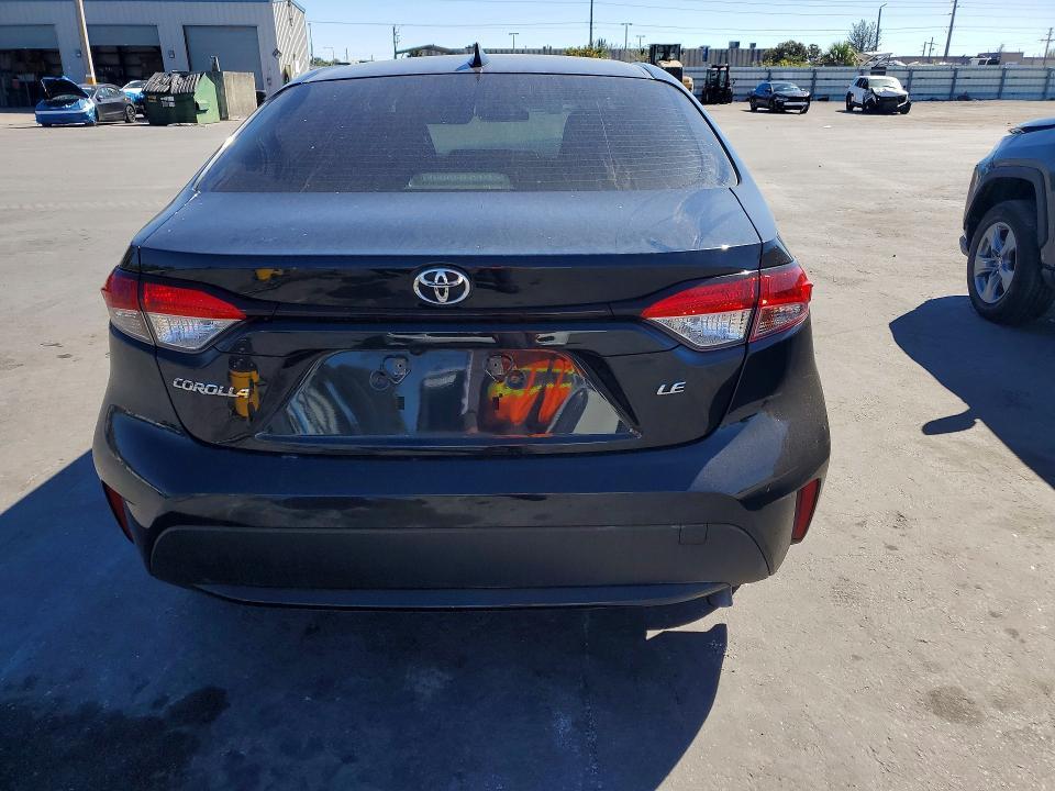 2021 Toyota Corolla le