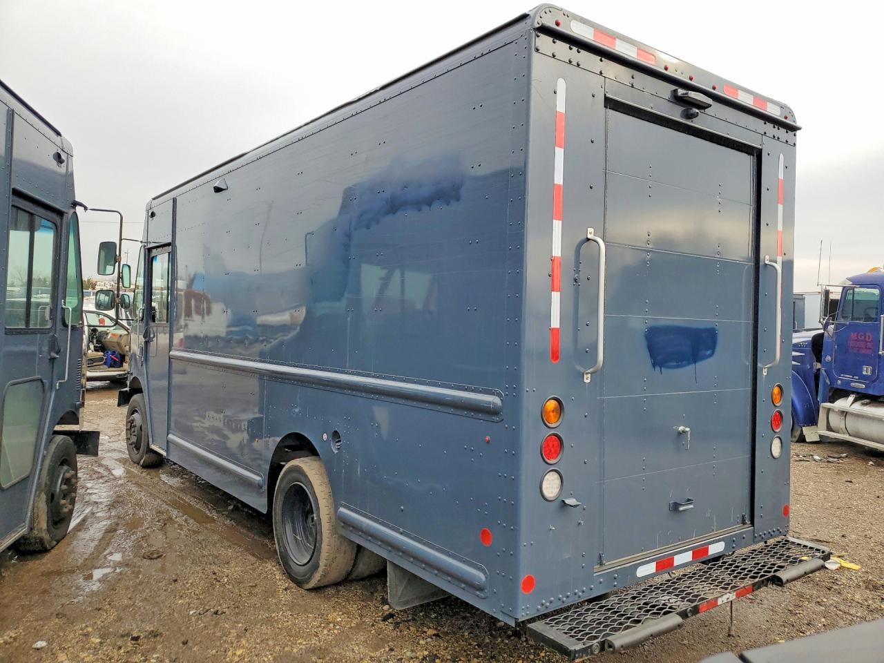2020 Freightliner Chassis M Line WALK-IN Van