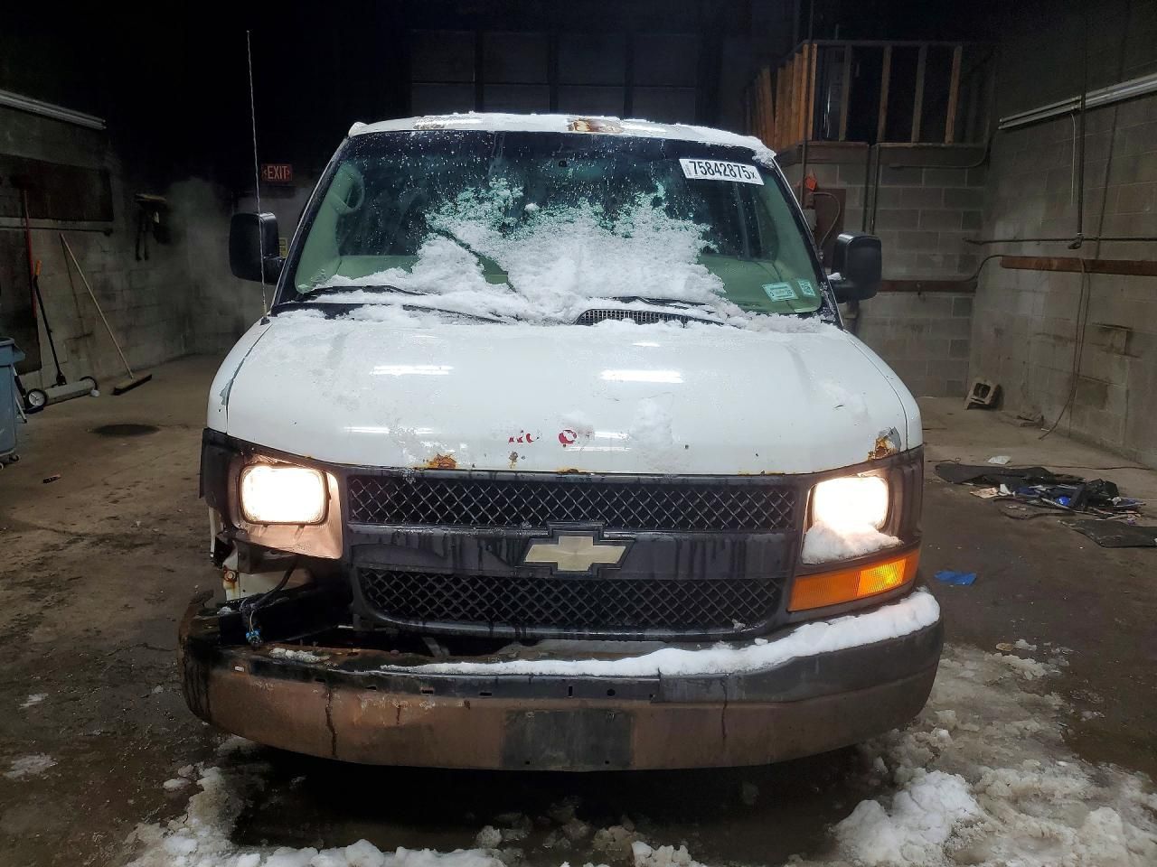 2005 Chevrolet Express G2500 Delivery Van