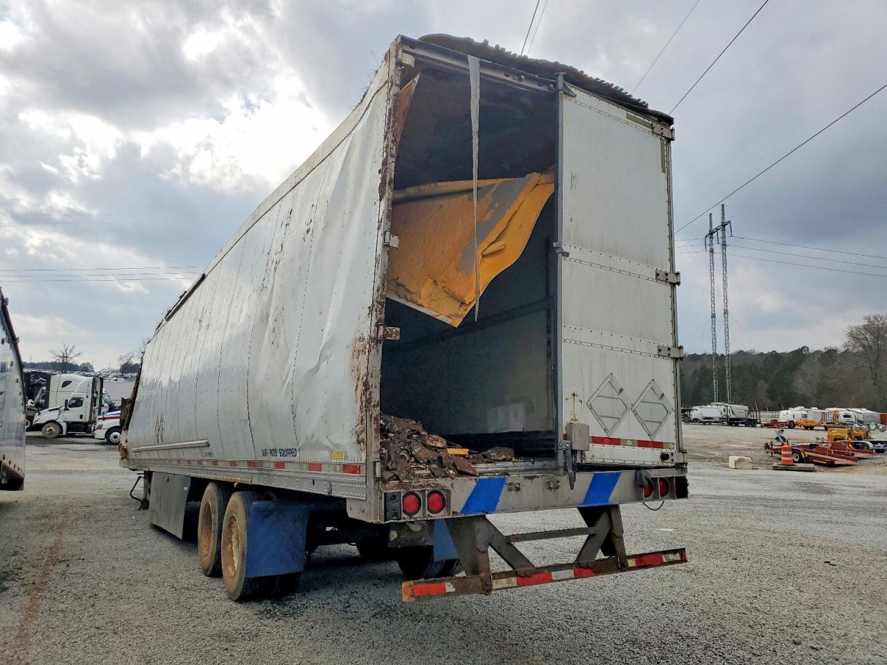 2013 Utility VS2RA Refrigerated Van Trailer