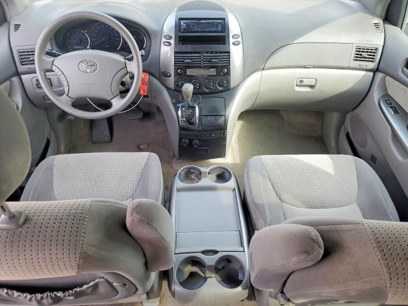 2008 Toyota Sienna le 7-passenger