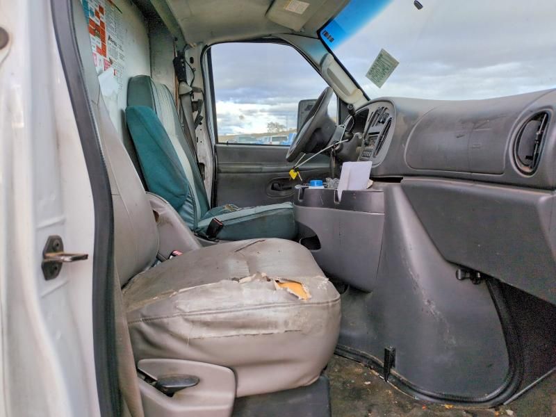 2006 Ford E350 BOX Truck