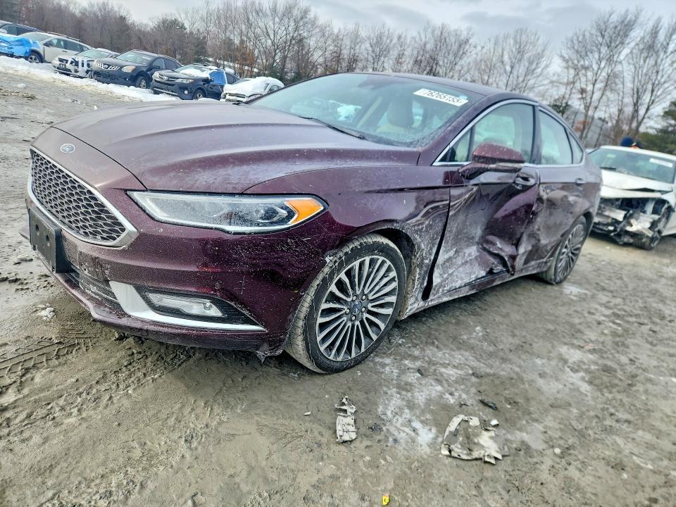 2018 Ford Fusion Titanium/platinum hev