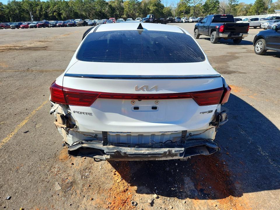 2023 KIA Forte gt Line