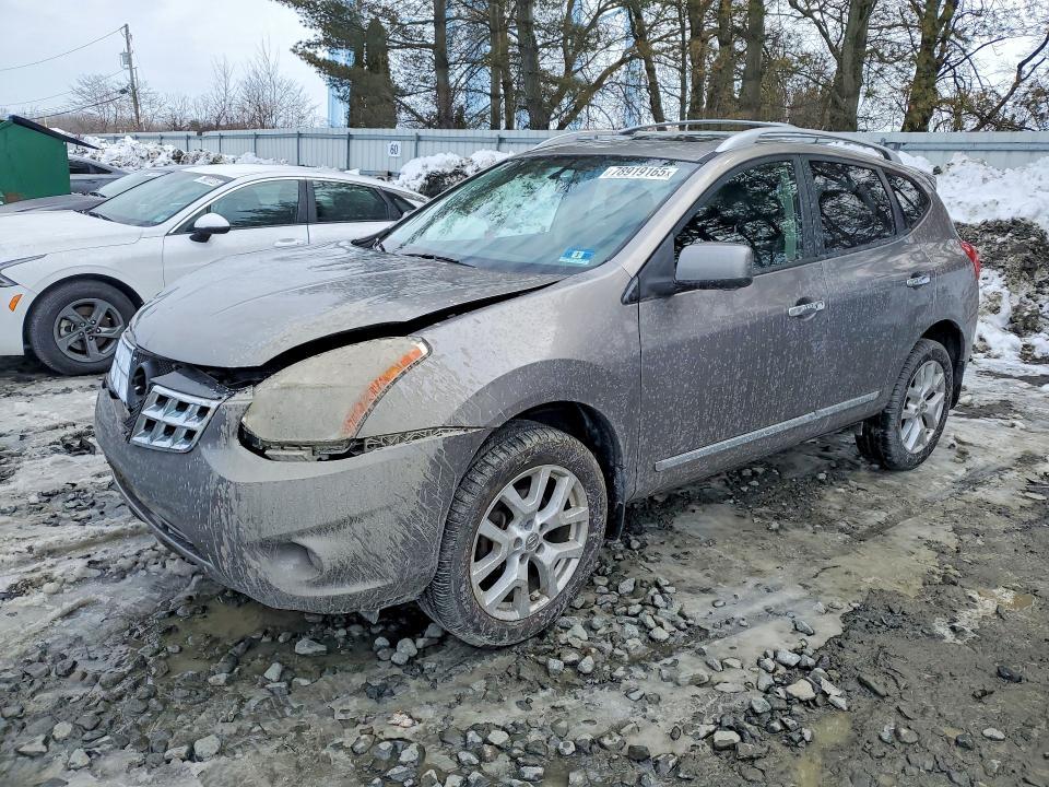 2013 Nissan Rogue s