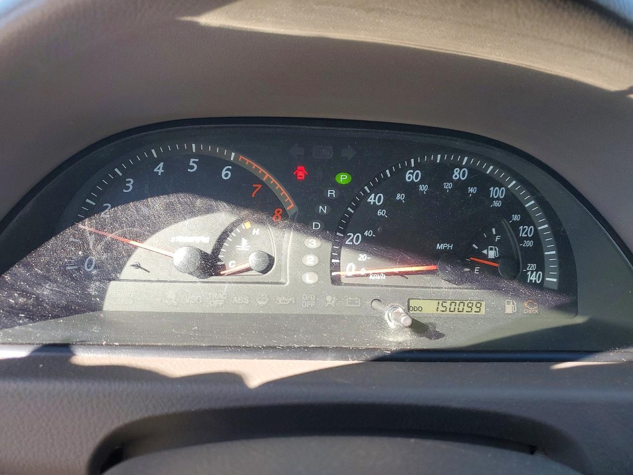 2004 Toyota Camry le