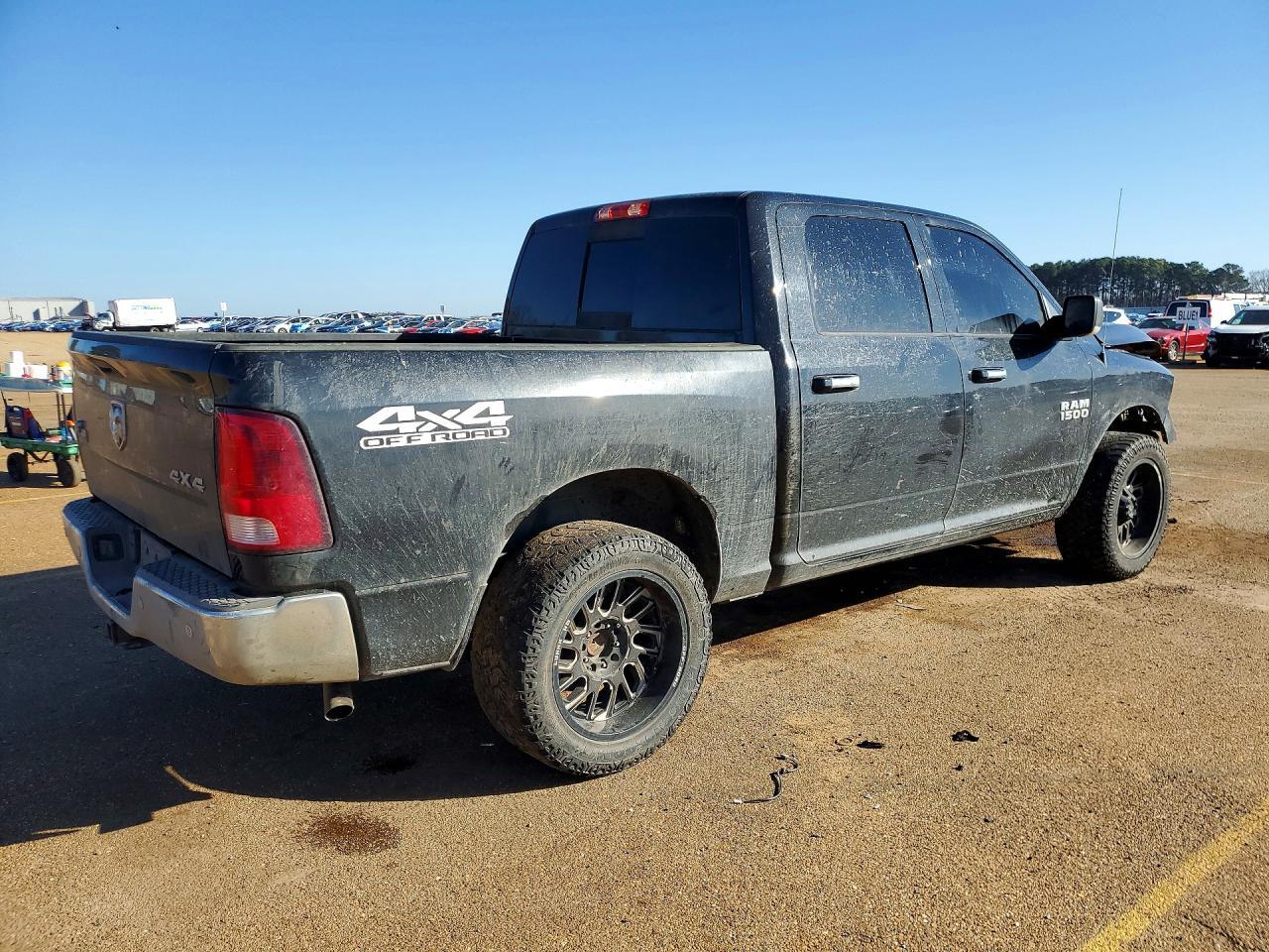 2018 Dodge Ram 1500 slt