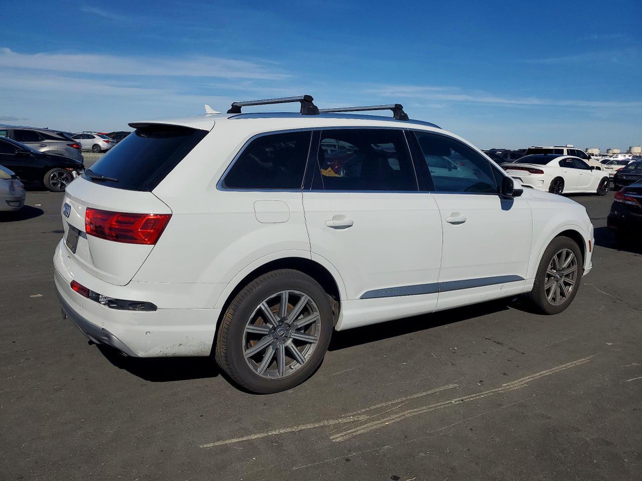 2019 Audi Q7 Premium Plus