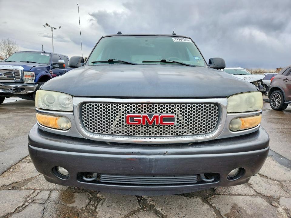 2004 GMC Yukon Denali
