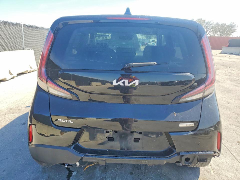 2023 KIA Soul ex