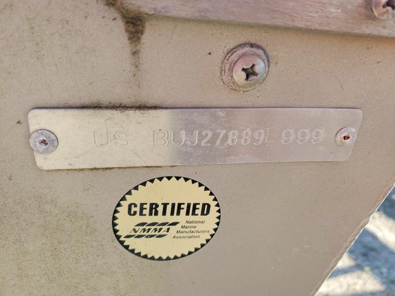 1999 Tracker Boat