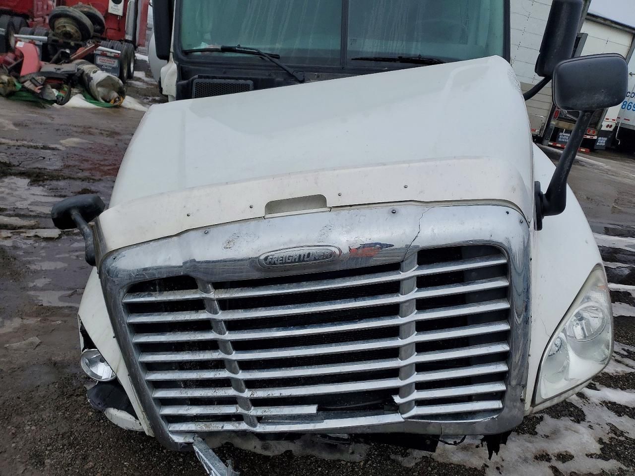 2018 Freightliner Cascadia 125 Semi Truck