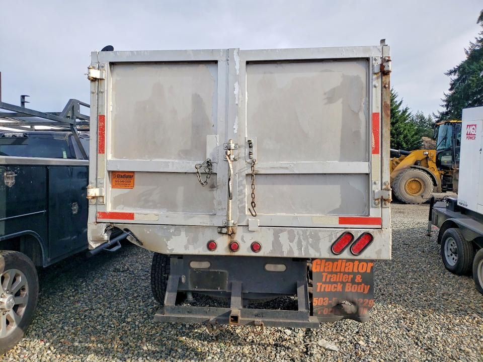 2007 Chevrolet Silverado Dump Truck