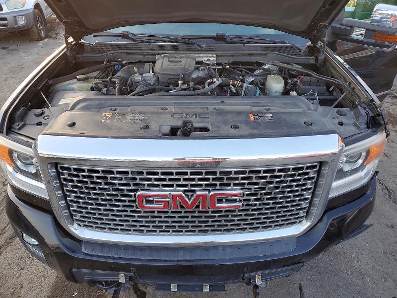 2016 GMC Sierra K2500 Denali