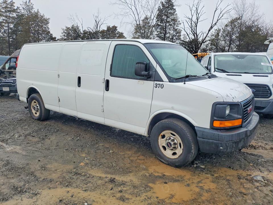 2011 GMC Savana G2500 Utility / Service Van