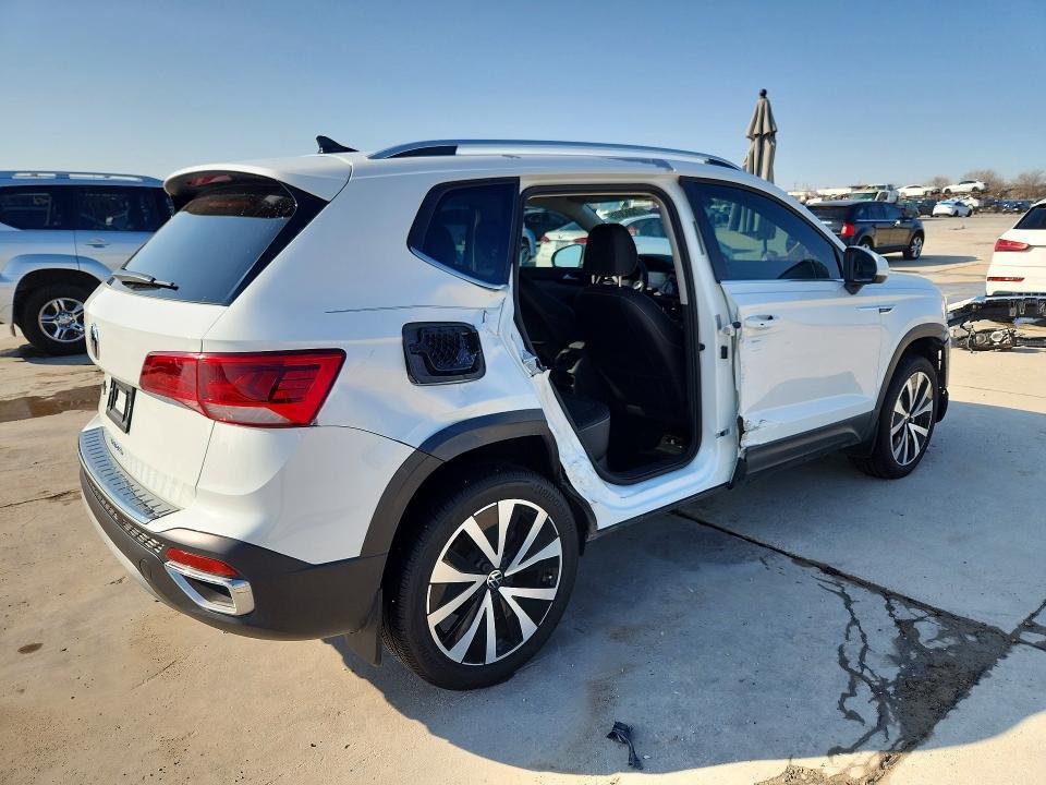 2024 Volkswagen Taos