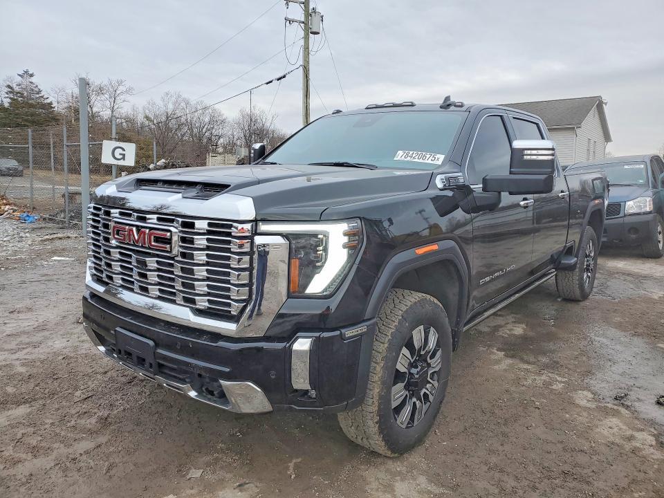 2026 GMC Sierra K2500 Denali