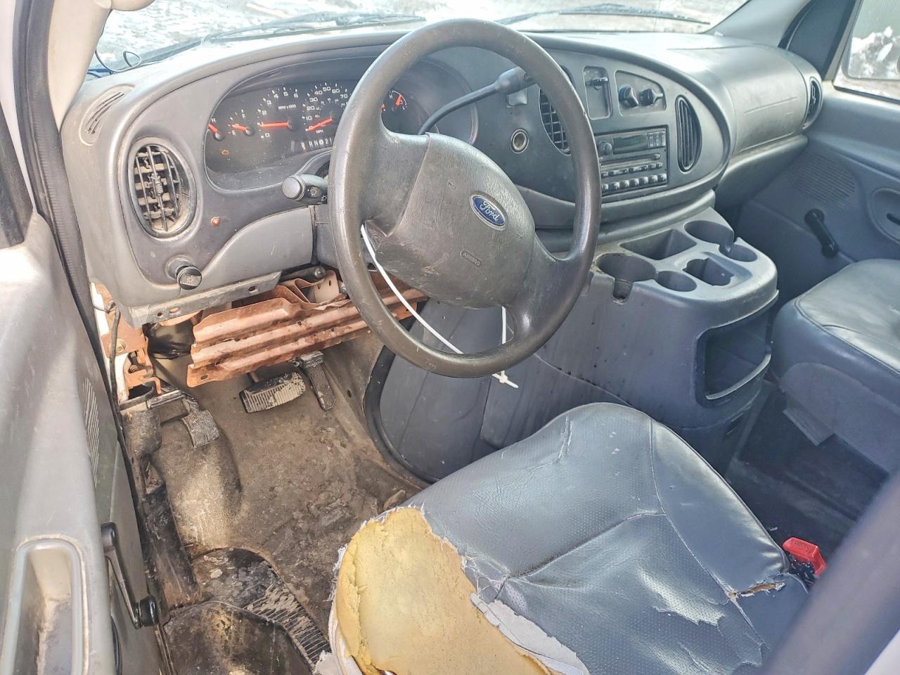 2005 Ford E250 Delivery Van