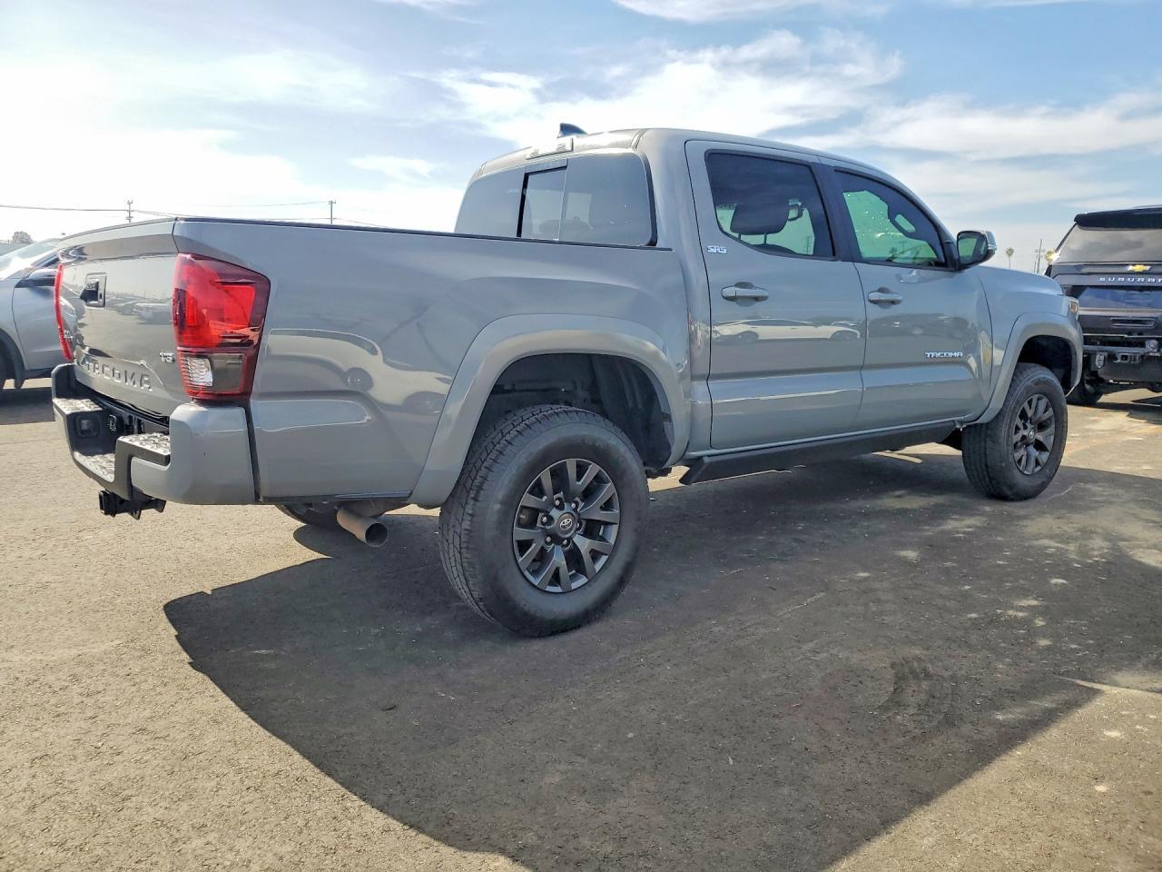 2020 Toyota Tacoma SR5 V6