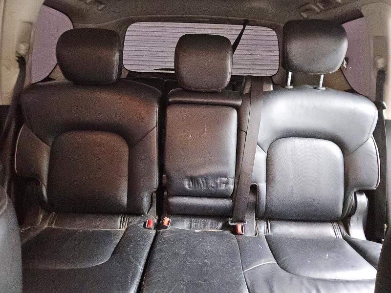 2017 Nissan Armada sv