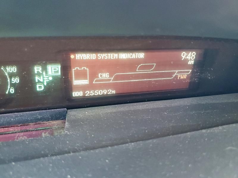 2010 Toyota Prius iii