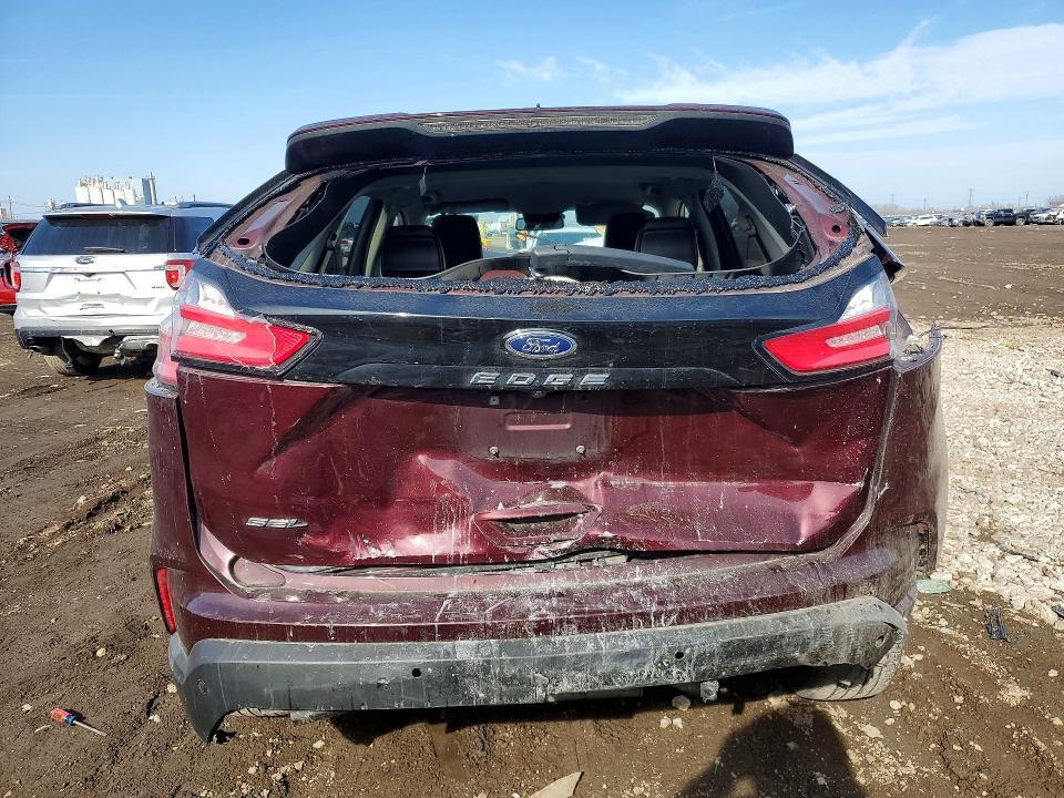 2021 Ford Edge sel