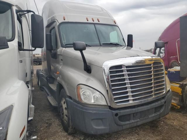 2016 Freightliner Cascadia 125