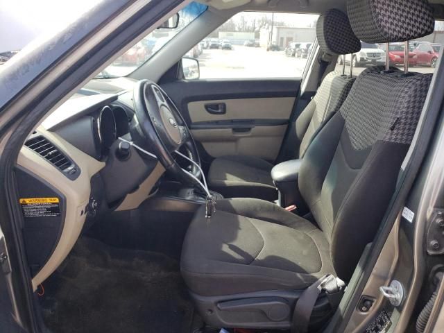 2011 KIA Soul +