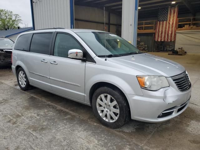 2012 Chrysler Town & Country Touring L