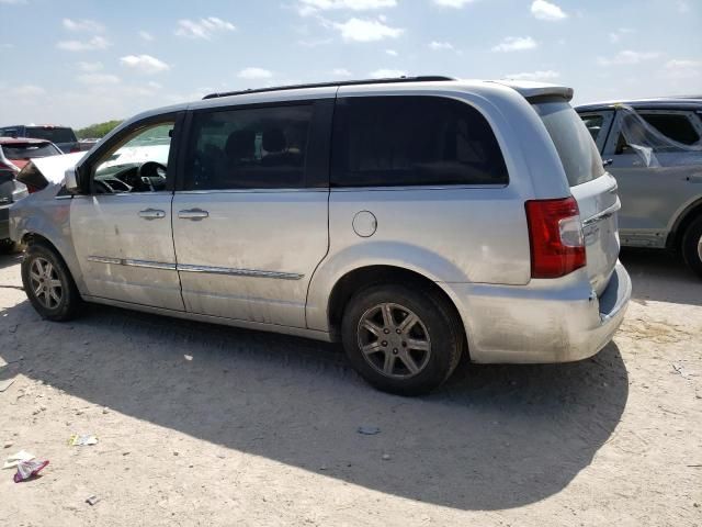 2012 Chrysler Town & Country Touring