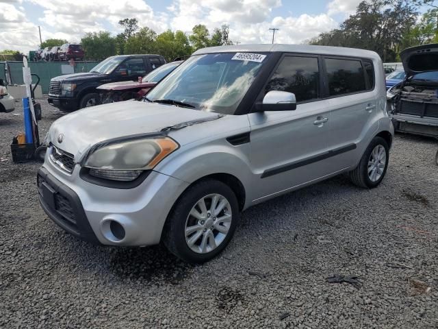 2013 KIA Soul +