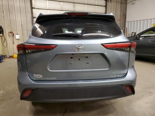 2022 Toyota Highlander XLE