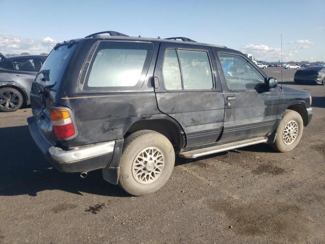 1998 Nissan Pathfinder XE