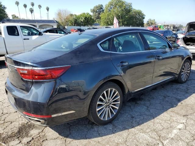 2018 KIA Cadenza Premium