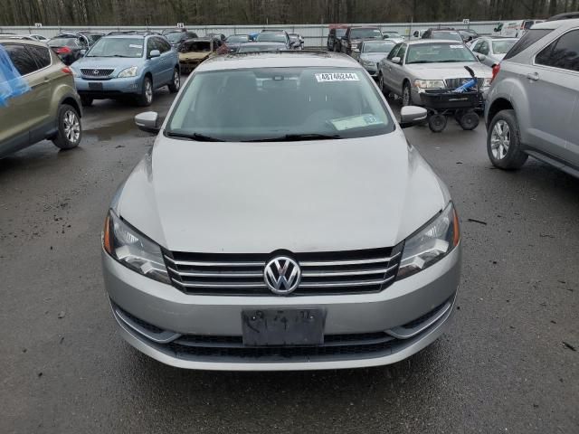 2014 Volkswagen Passat SE