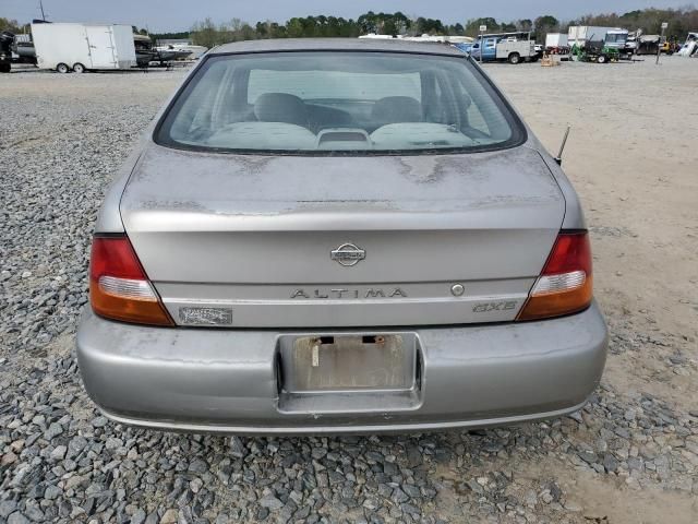 1999 Nissan Altima XE