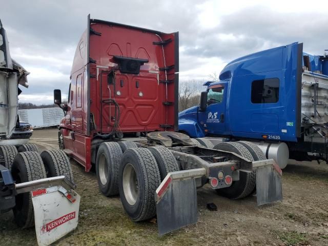 2018 Freightliner Cascadia 125