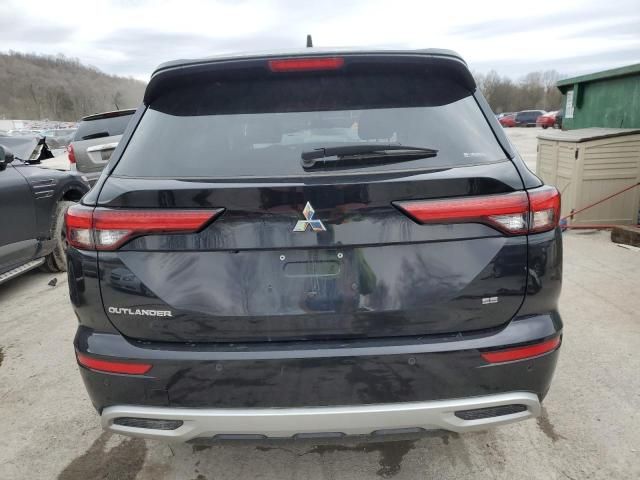 2023 Mitsubishi Outlander SE