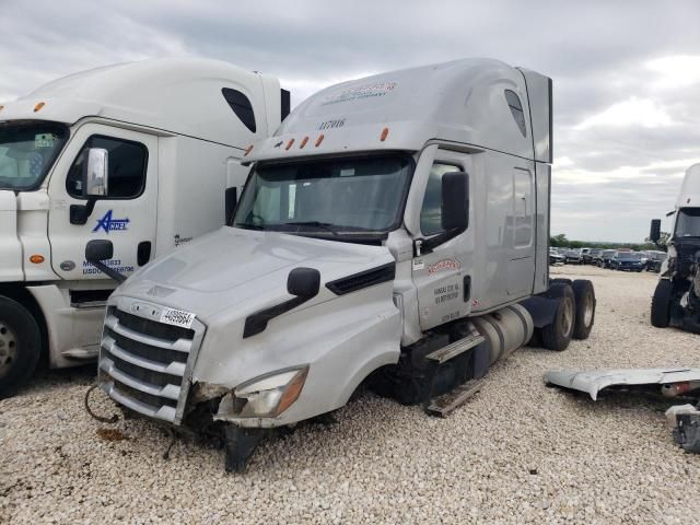 2021 Freightliner Cascadia 126