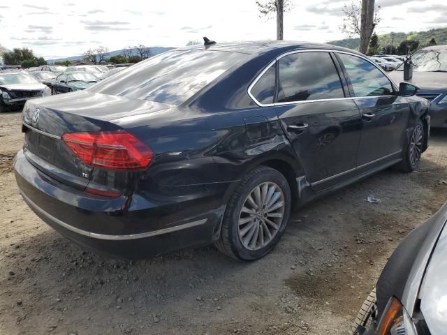 2016 Volkswagen Passat SE