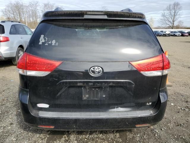 2011 Toyota Sienna LE