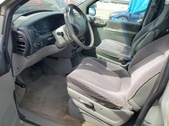 2000 Chrysler Grand Voyager SE