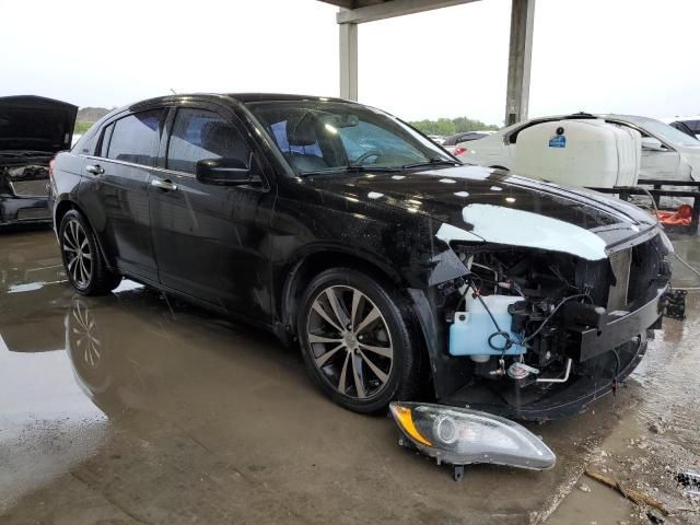 2013 Chrysler 200 Limited