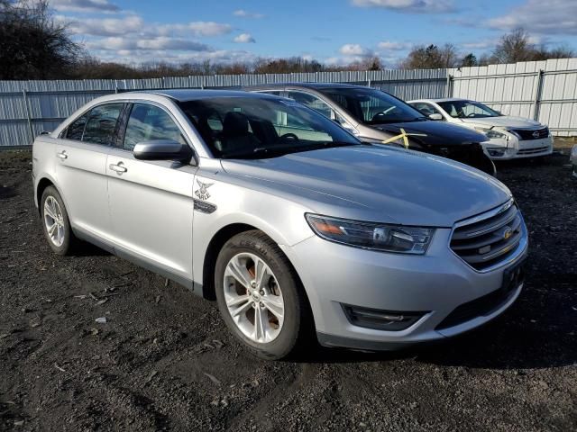 2016 Ford Taurus SEL