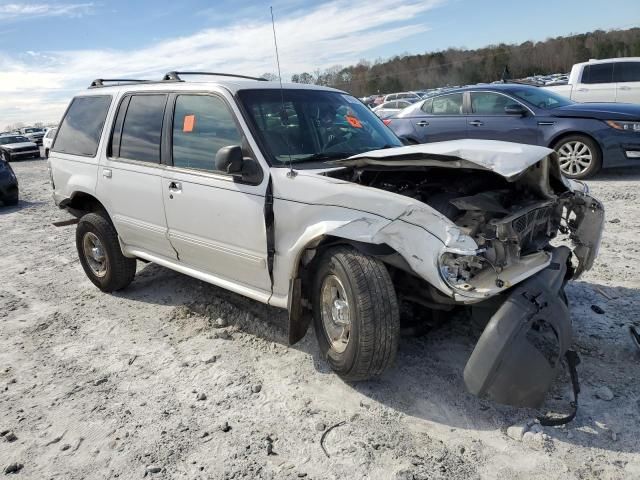 2000 Ford Explorer XLT