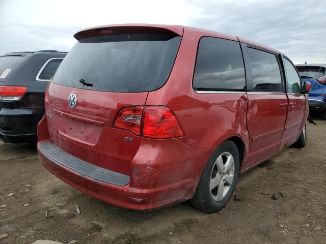 2009 Volkswagen Routan SE