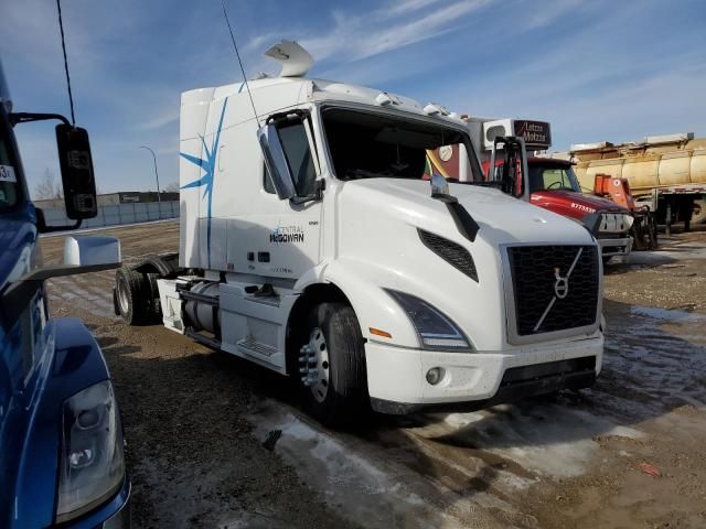 2020 Volvo VNR