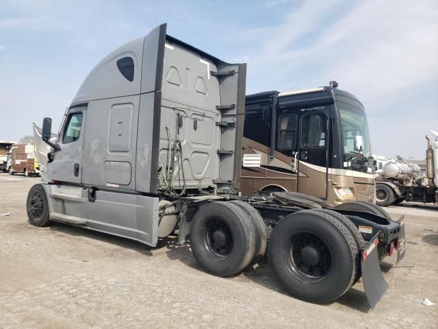 2022 Freightliner Cascadia 126