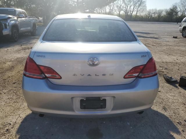 2010 Toyota Avalon XL