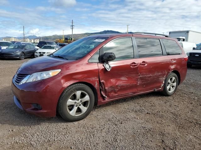 2015 Toyota Sienna LE